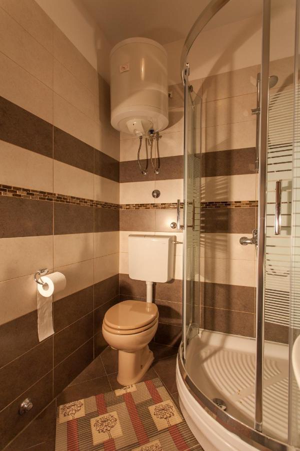 Apartman Budimir Cres Luaran gambar